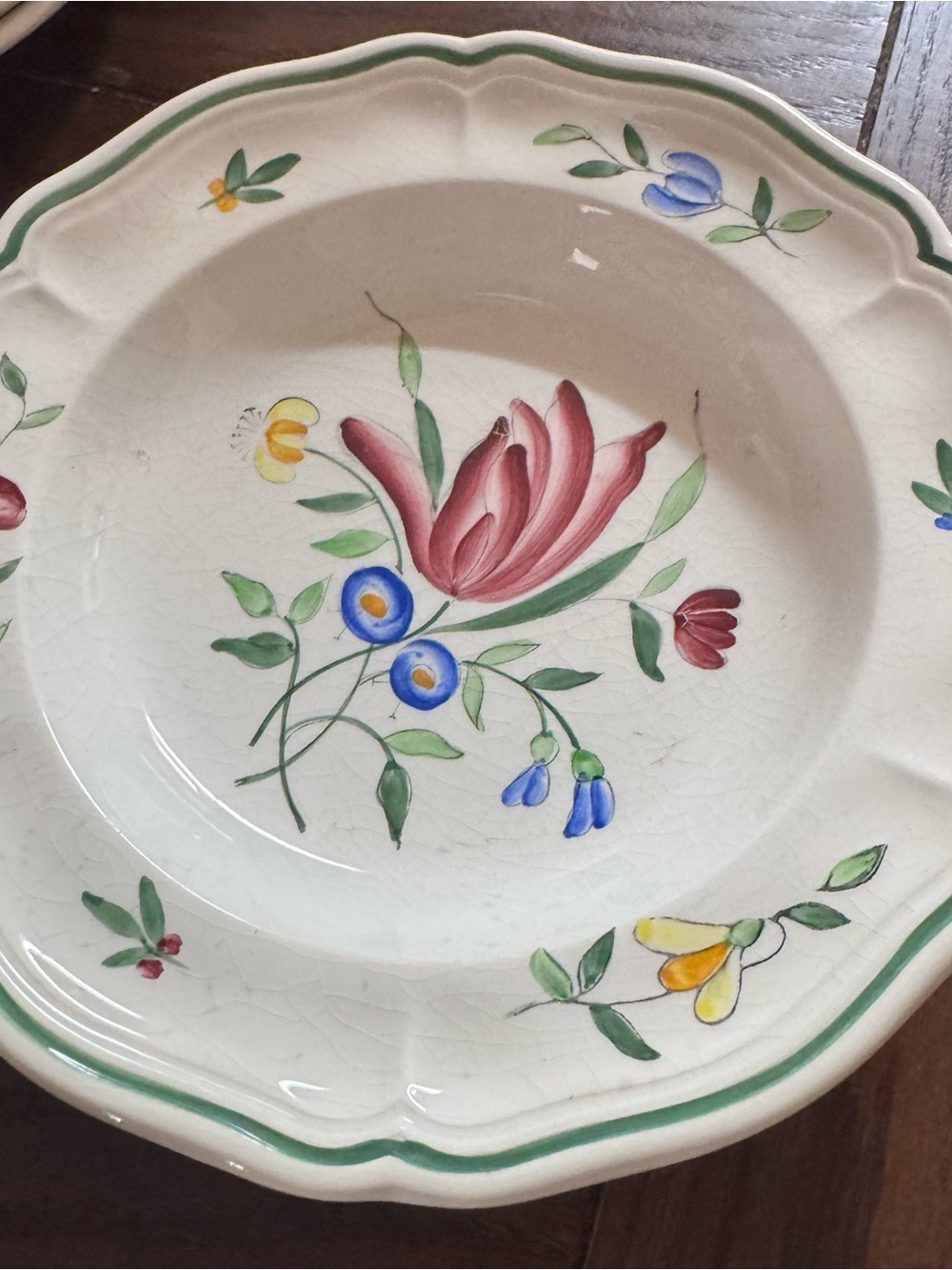 vintage Longchamp "Tulip" pattern French earthenware bowls (3) 9”